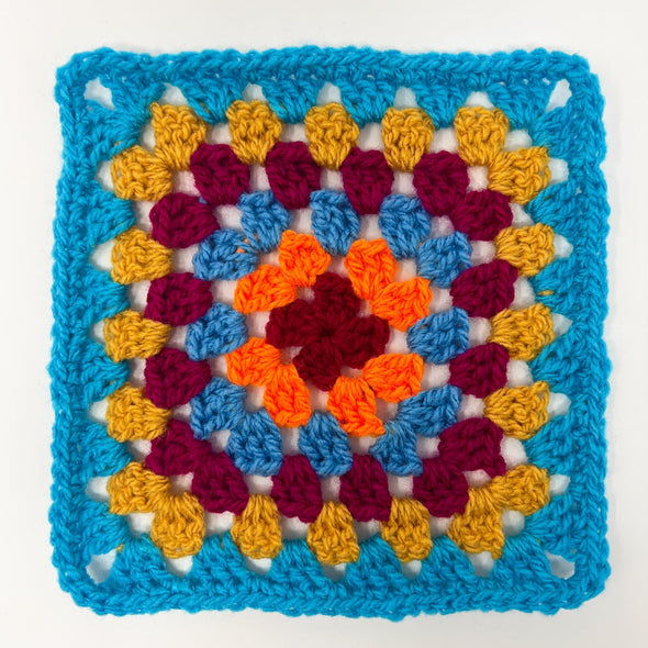 Favorito Yarn Bundle - Autumn Day The Neon Tea Party