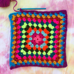 Omegacryl Yarn Omega