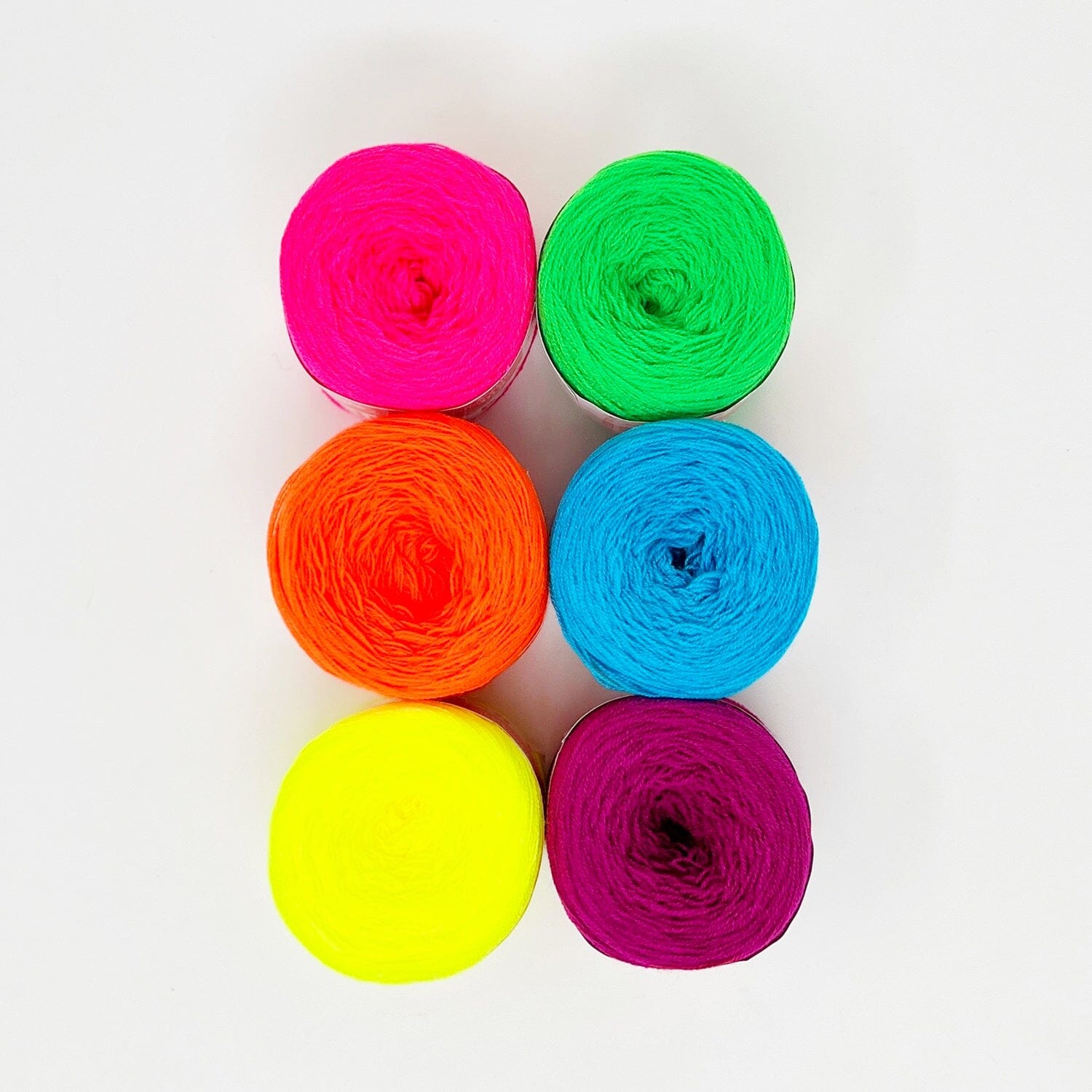 Favorito Yarn - The Whole Rainbow! (44 Skeins) – The Neon Tea Party