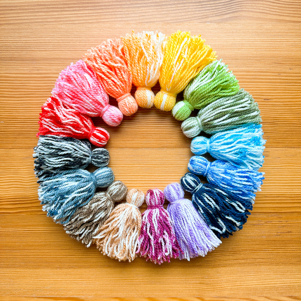Favorito Plus Yarn - The Whole Rainbow! (16 Skeins)